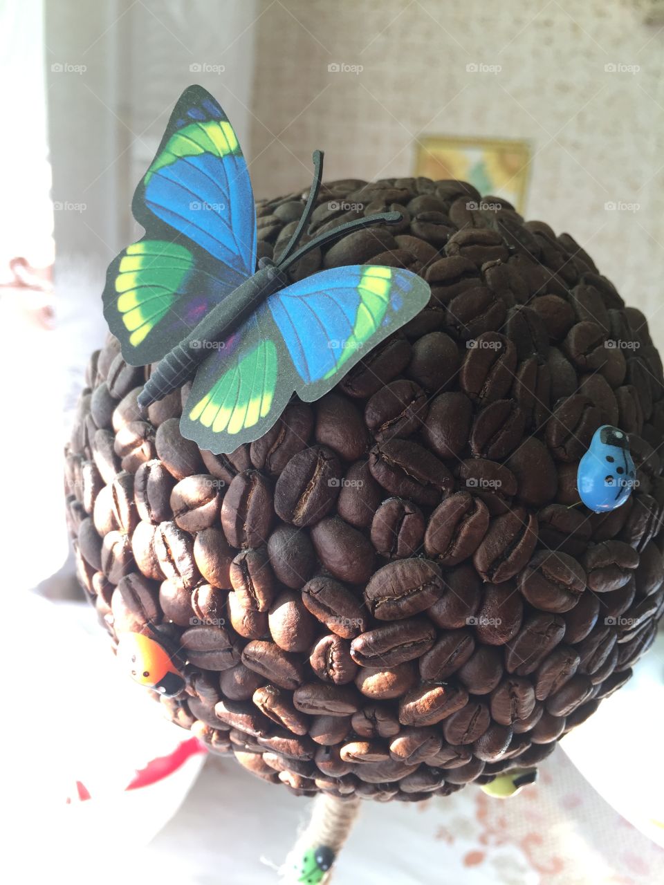 Decorated, coffee tree