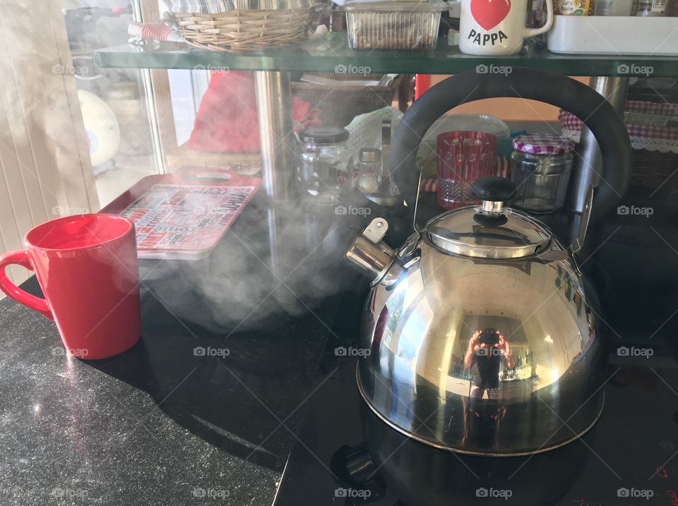 Kettle in activity : every morning’s routine 