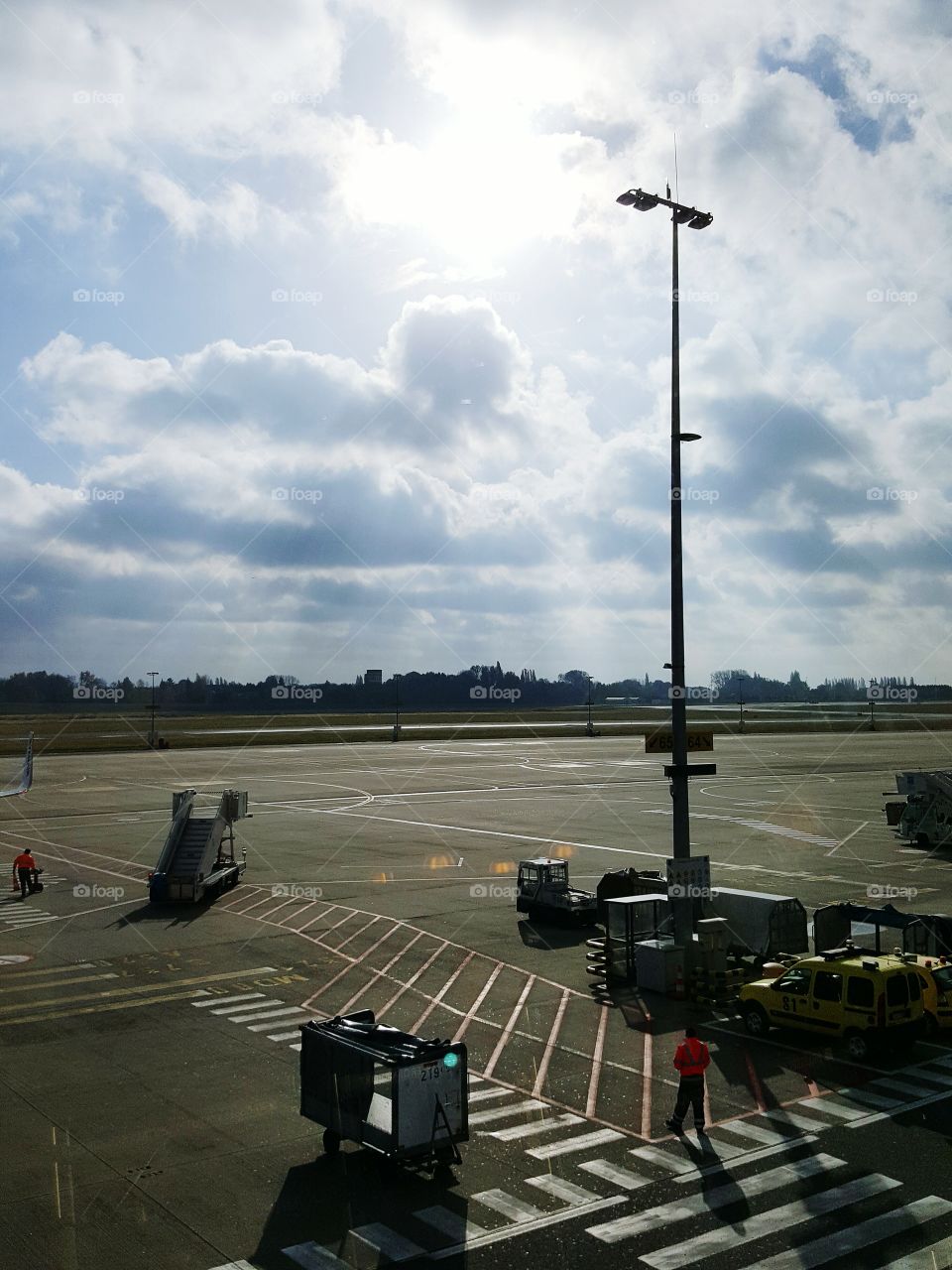 Vehicle, No Person, Airport, Transportation System, Airplane