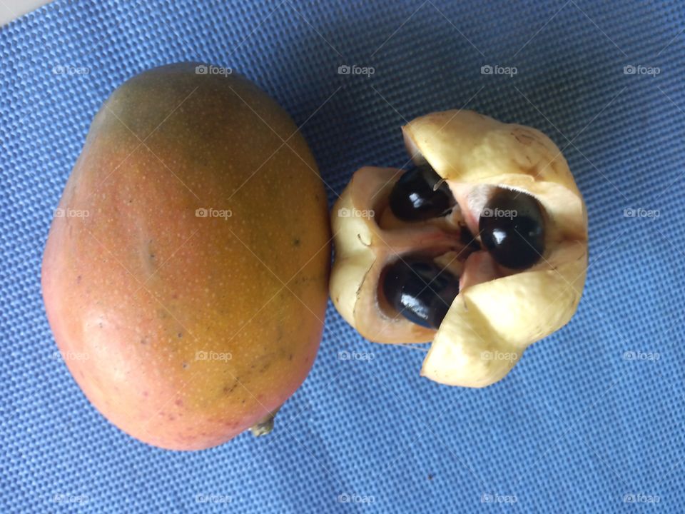 mangoes and ackee