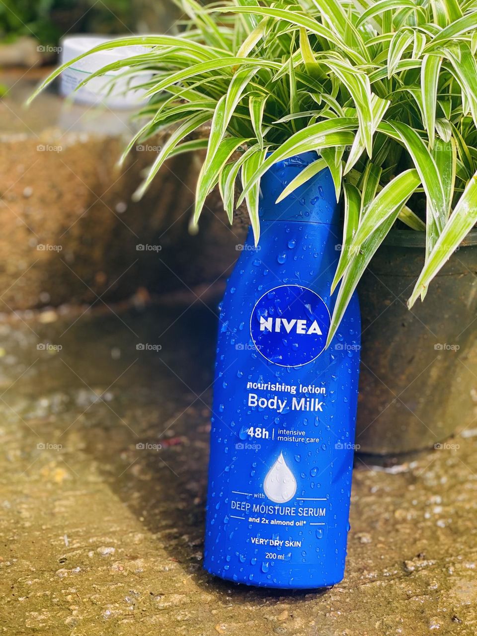 NIVEA