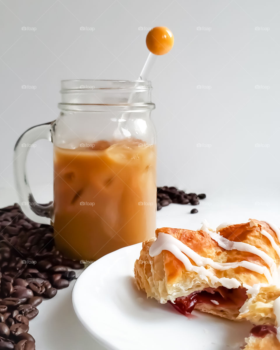Breakfast energy - Strawberry turnover with coldbrew coffee.