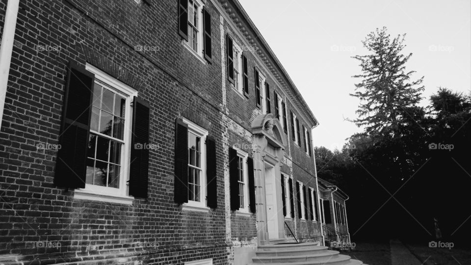 An odd angle view in black and white of The Chatham Manor in the state of Virginia.