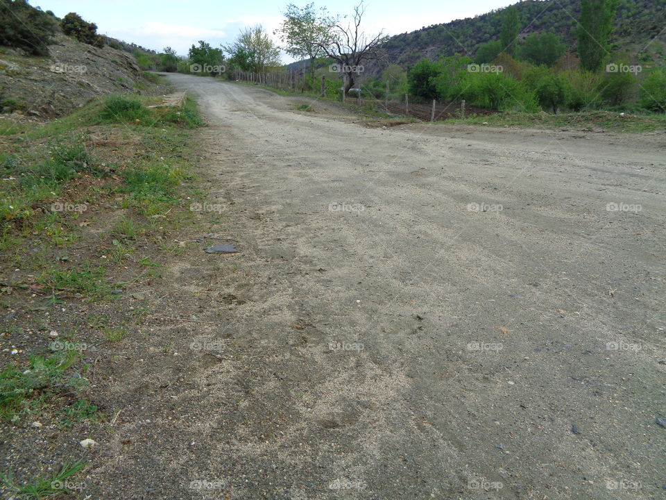 dirt road
