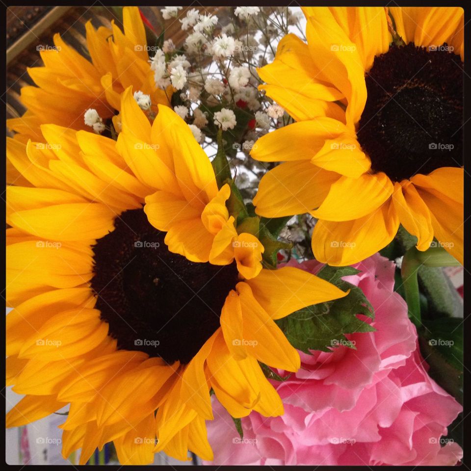 Wedding flower arrangement centrepiece