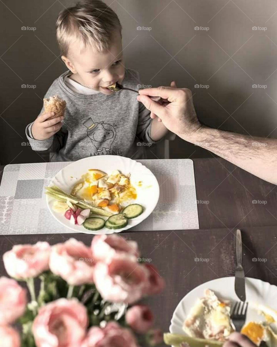 Baby eating healthy food
