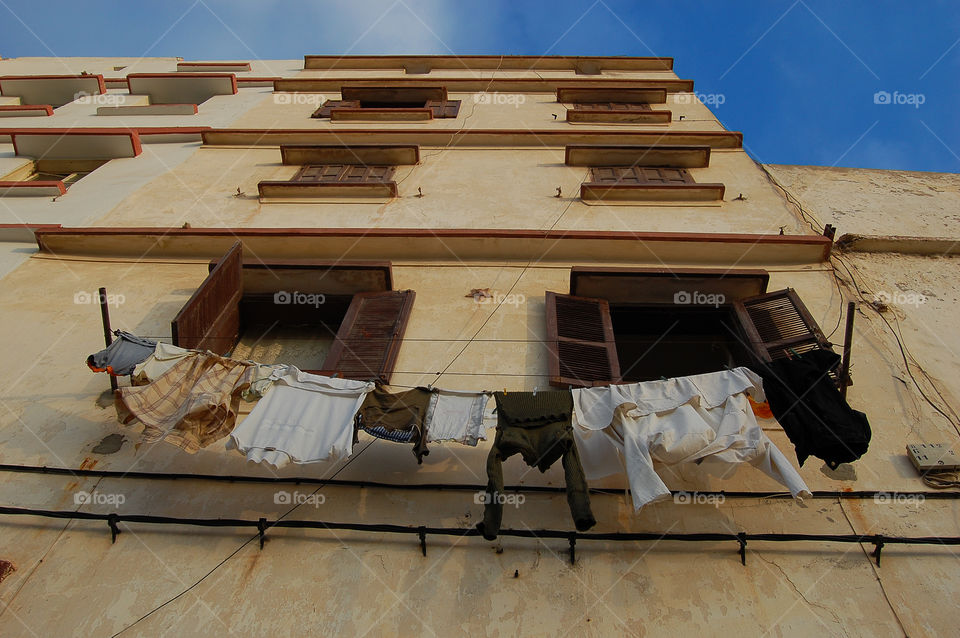 Drying laundry