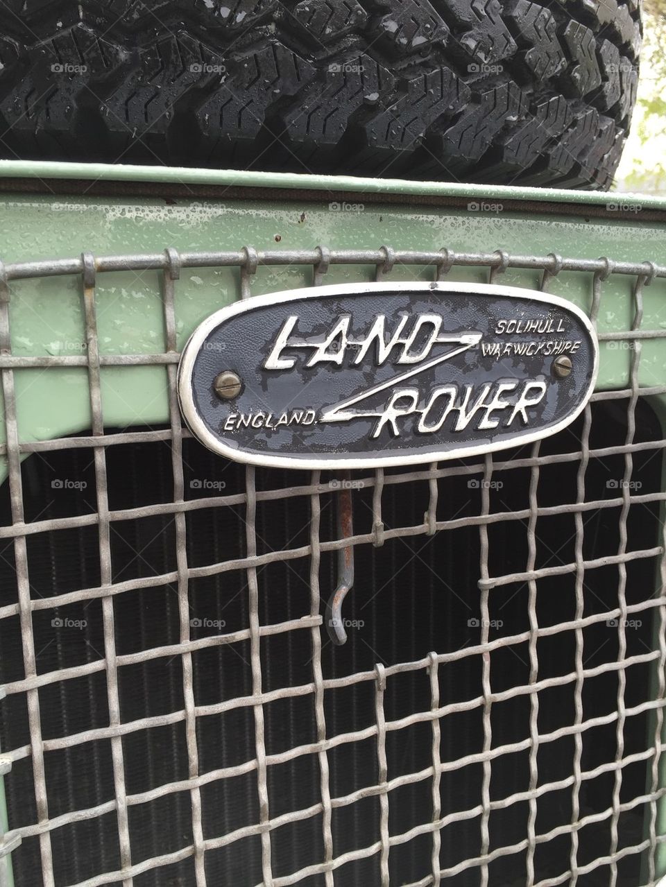 Land Rover grill