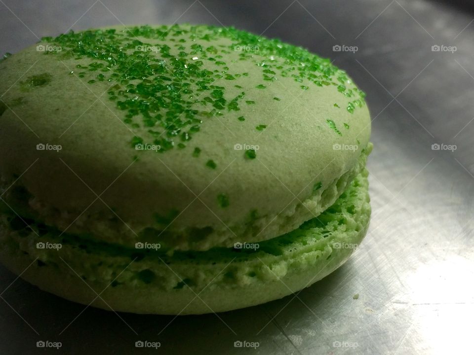 Mint macaroon