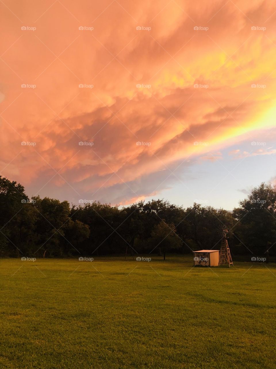 Unbelievable Texas sunset at the ranch before the storm!