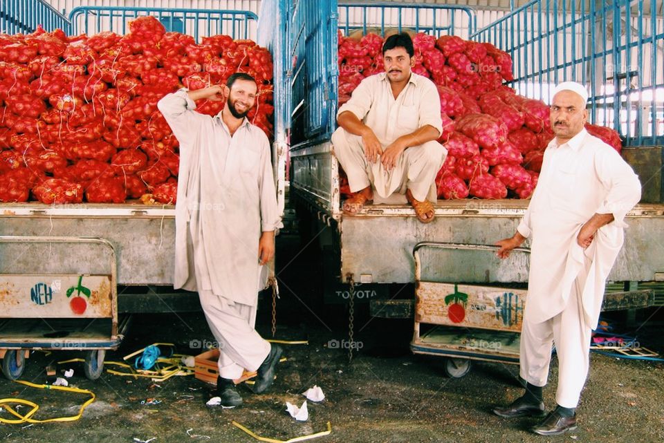 Onion sellers at the Manama Market