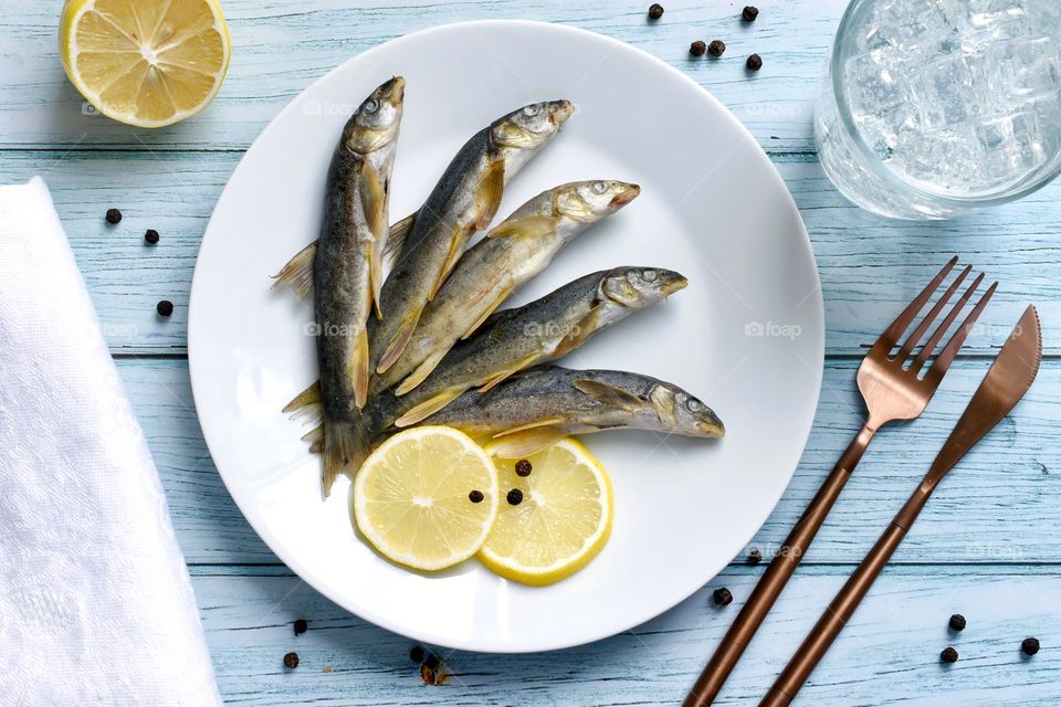 Fish on a plate 