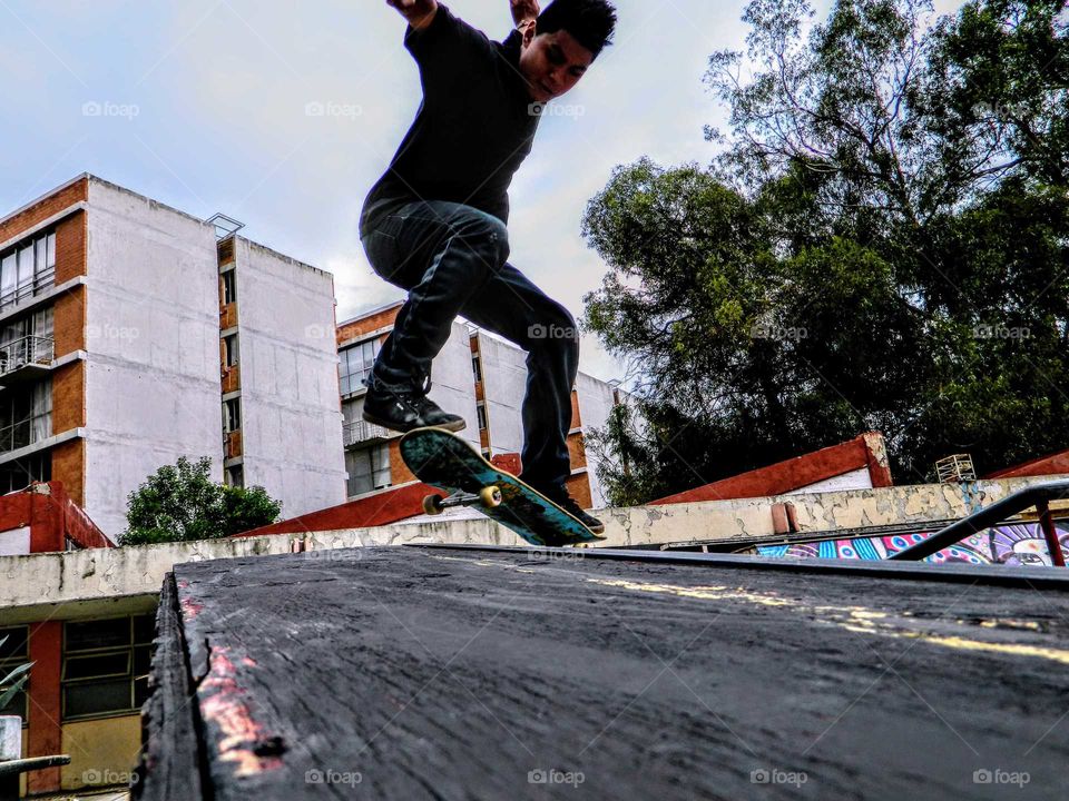 balance skateboard