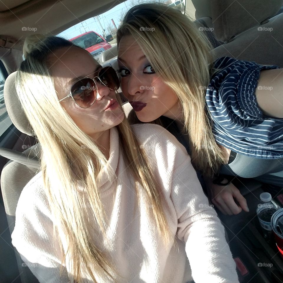 MWAH'S FROM MAH SISTAAA