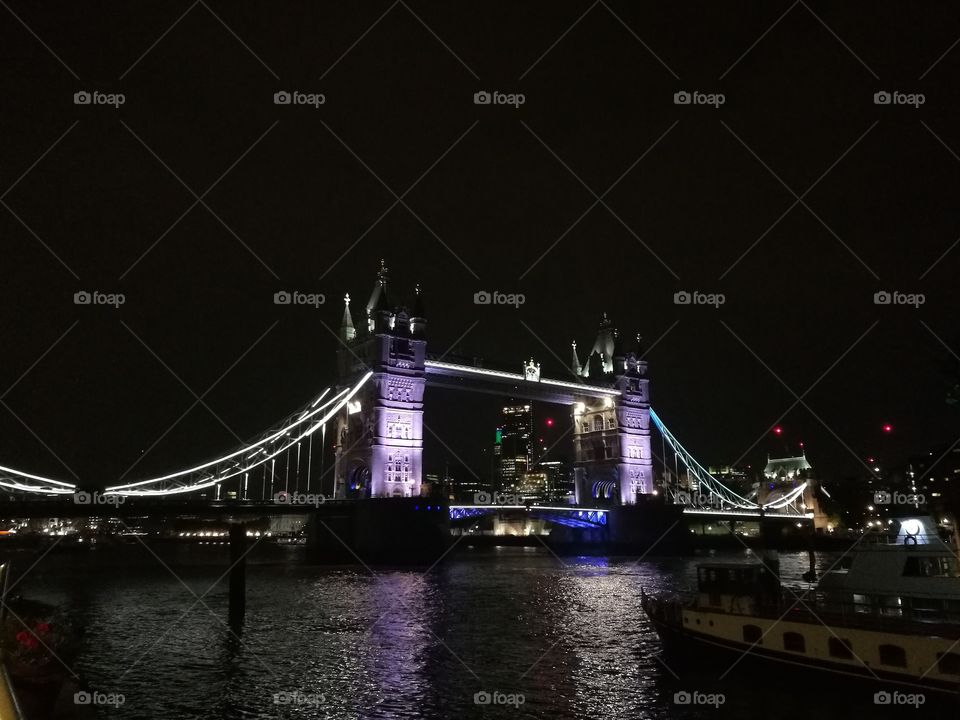tower bridge at night