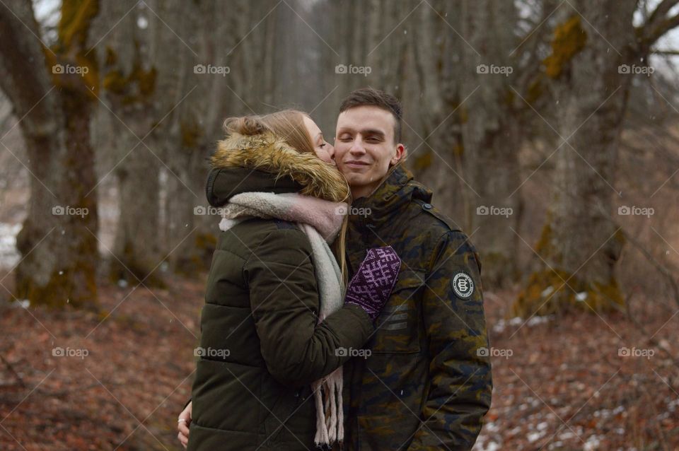 Happy couple. Im happy to see my brorher happy l and that the got A girl no matter the struggles and looks. Surviving cancer is True happiness.