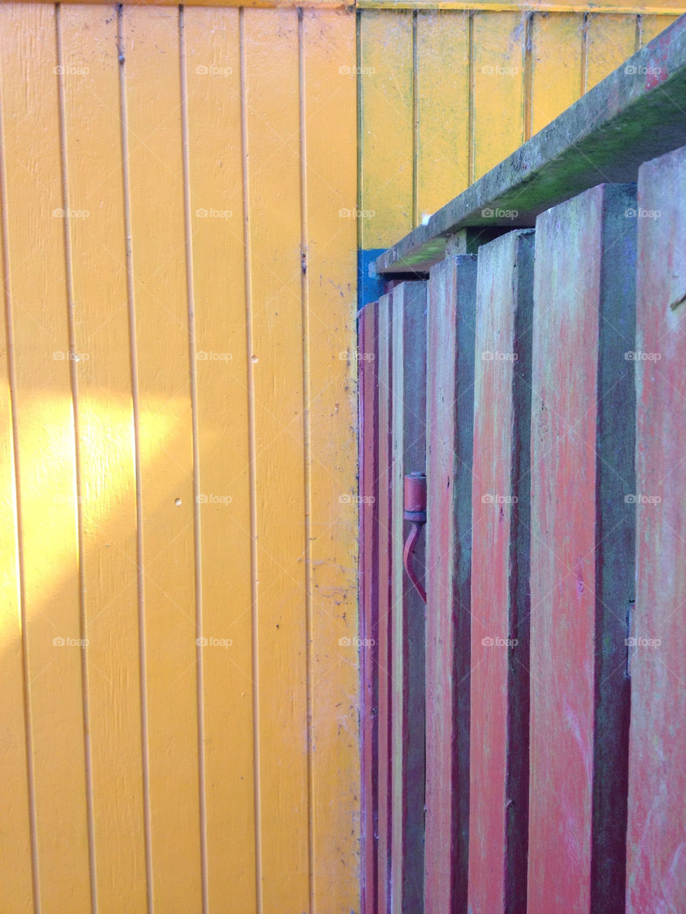 yellow wall staket by alorep