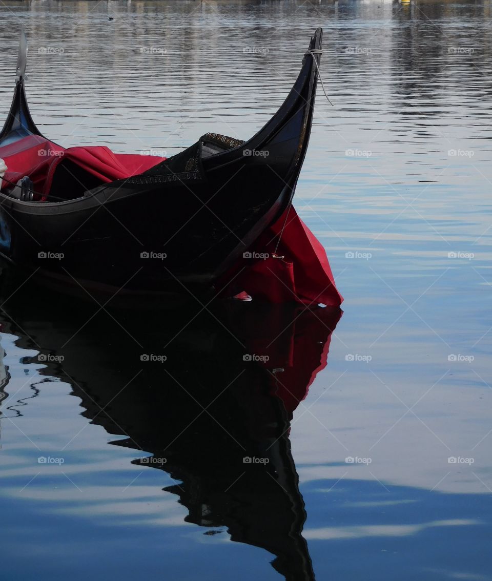 Gondola reflection 