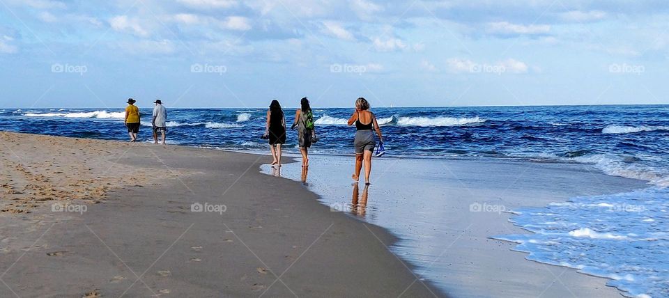 Walking time 😎🌞