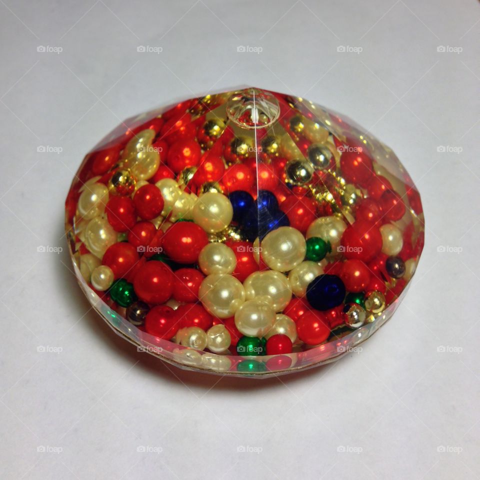 Red Beads

Published by:
HappyBrownMonkey 