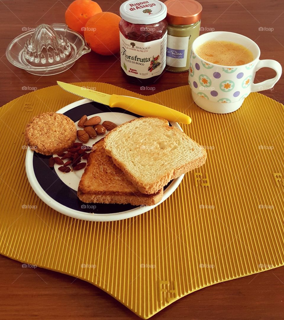 bread and orange juice