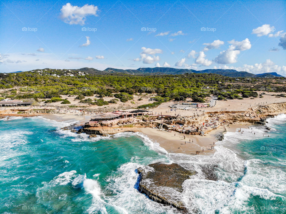 Dreaming for a vacation? Ibiza awaits you!