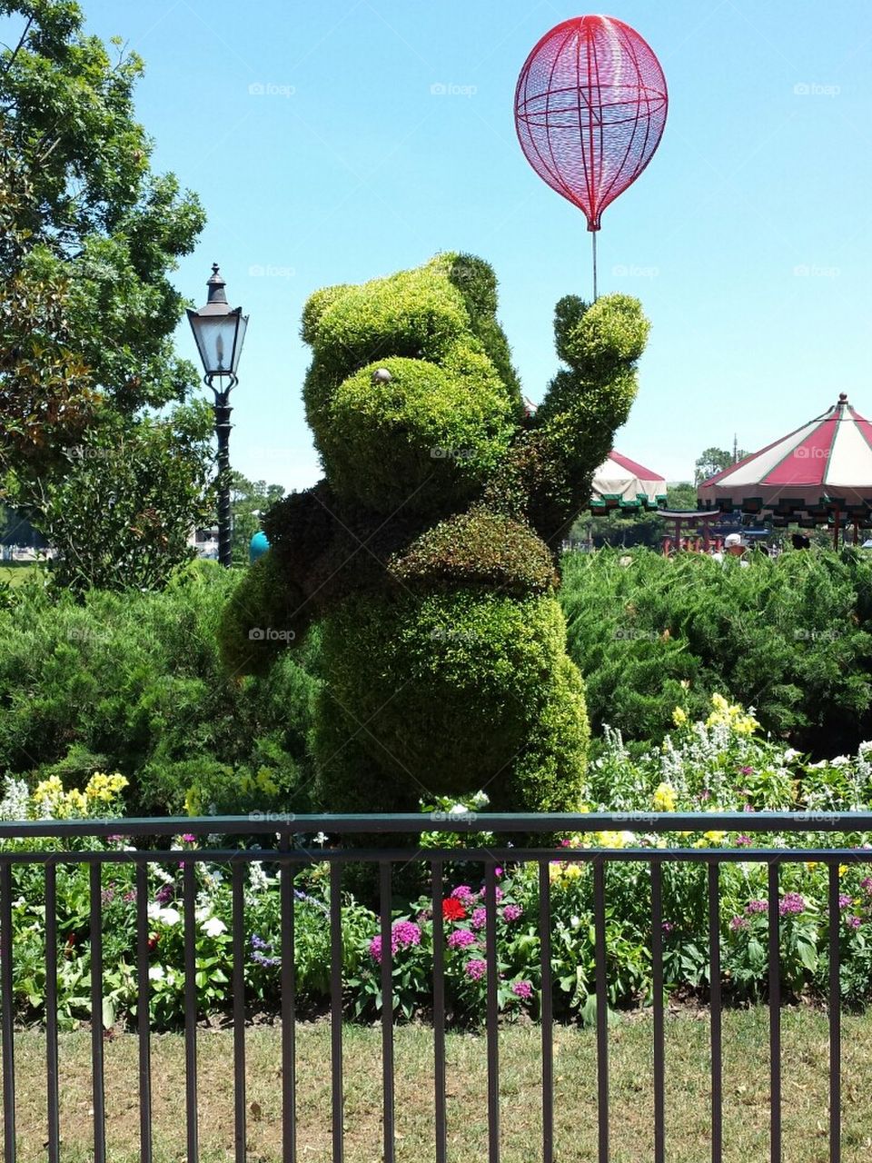 winnie the pooh topiary