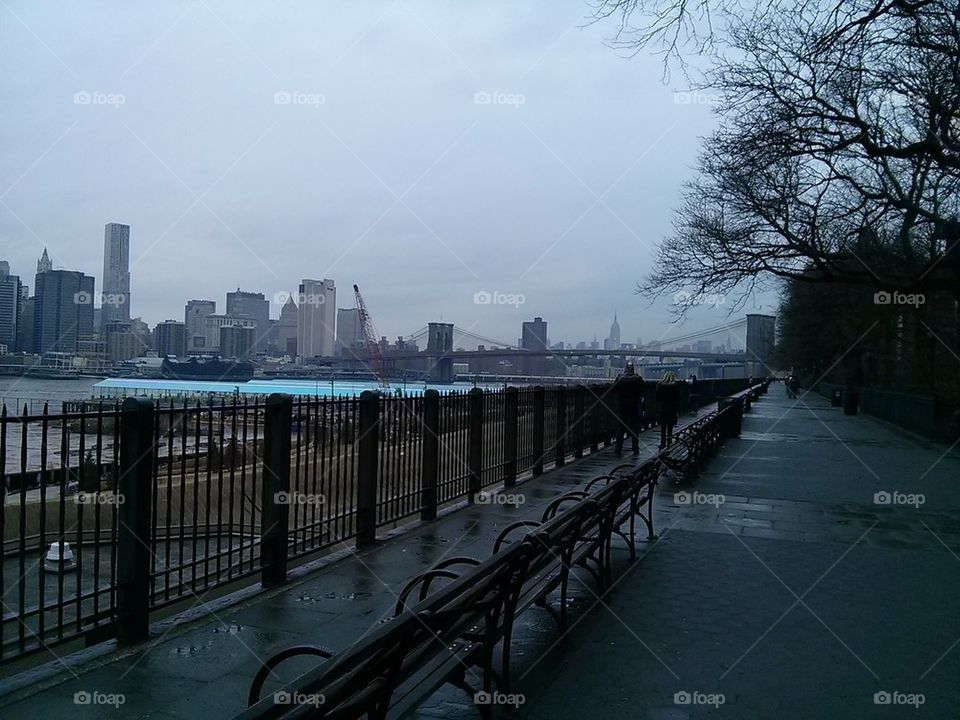 Brooklyn Heights promenade with Brooklyn Bridge view