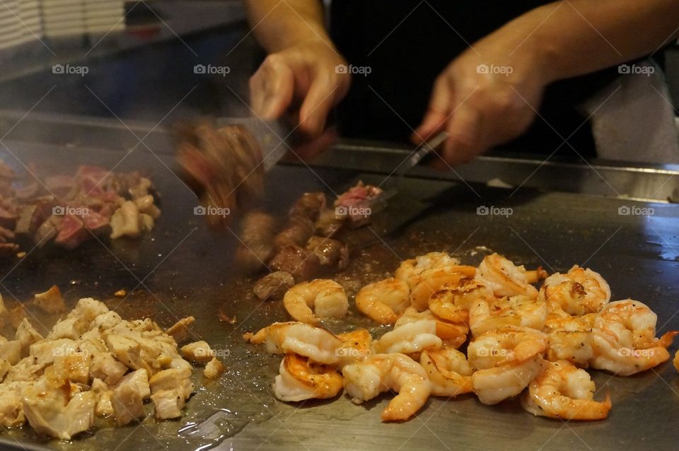 Japanese hibachi professional. Fast hands