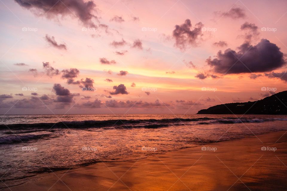 Clouds on the beach 