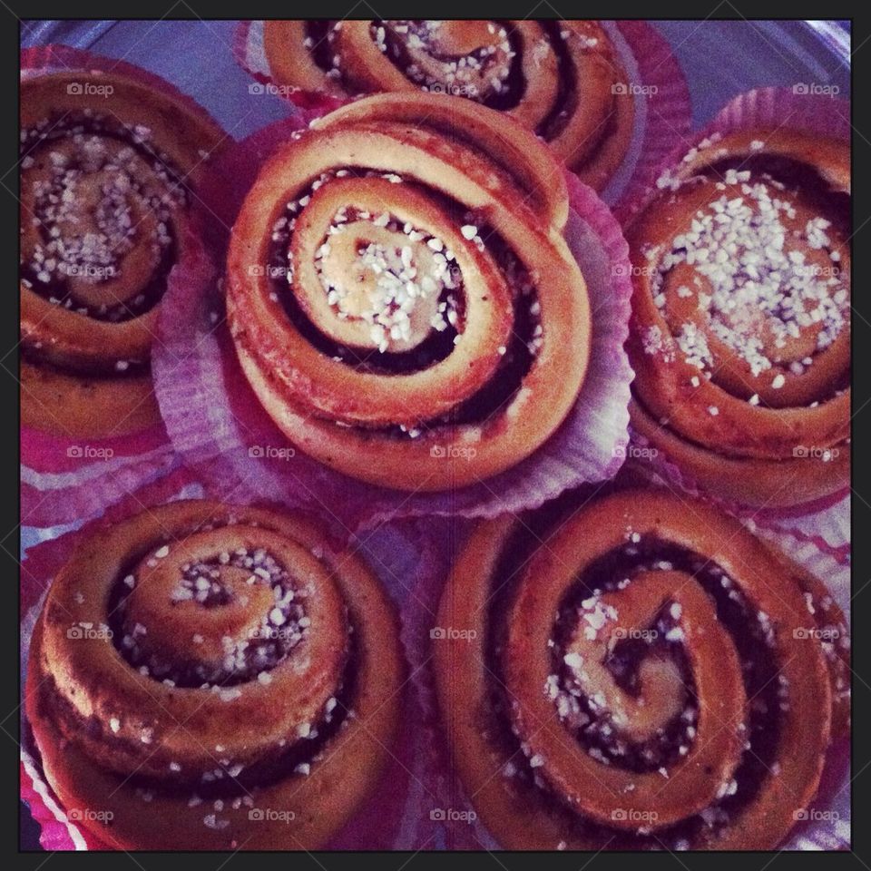 Cinnamon rolls
