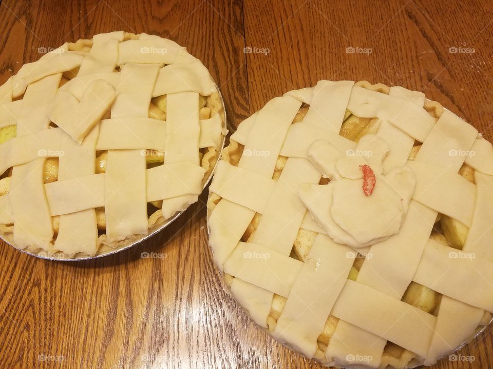 Apple pie before being baked