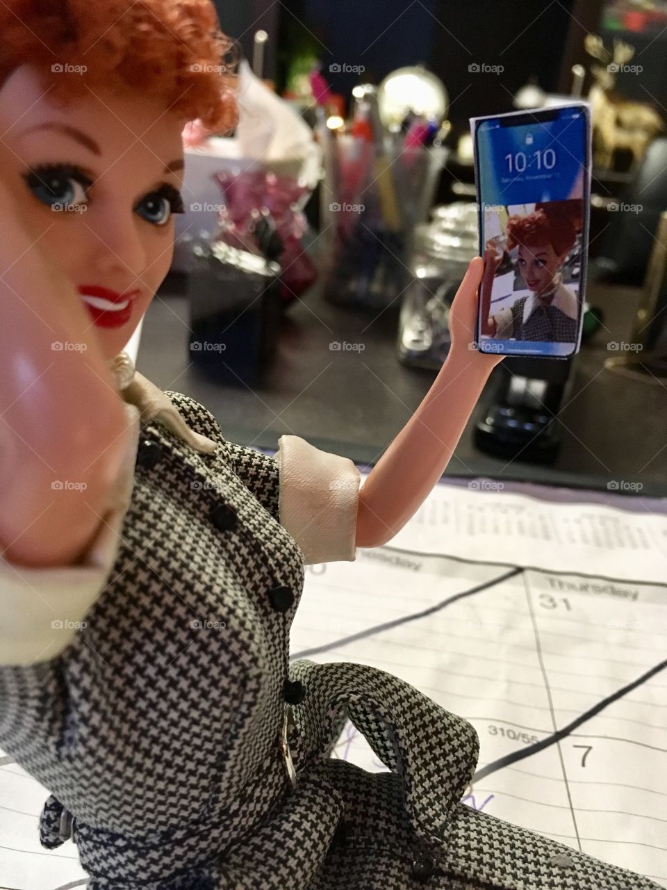 I love Lucy taking a selfie at work 