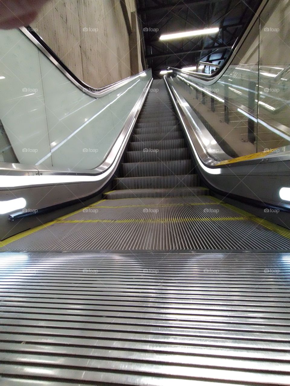 escalera metro de Santiago