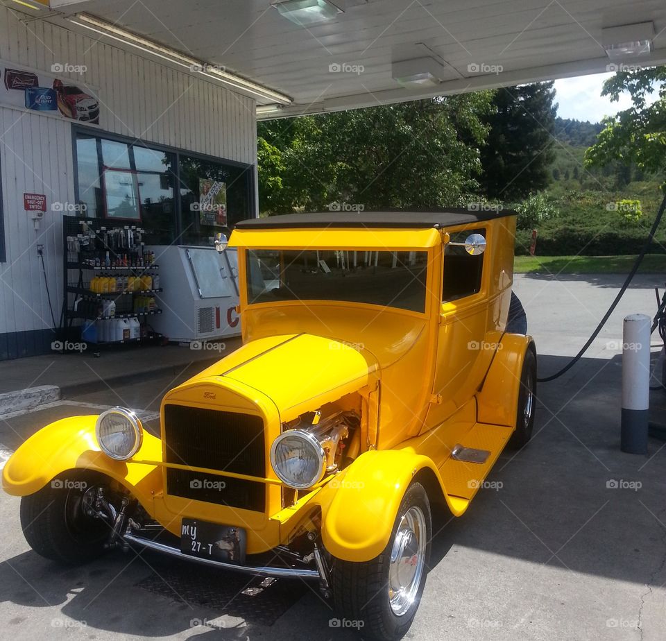yellow hotrod 1927 Ford Model-T