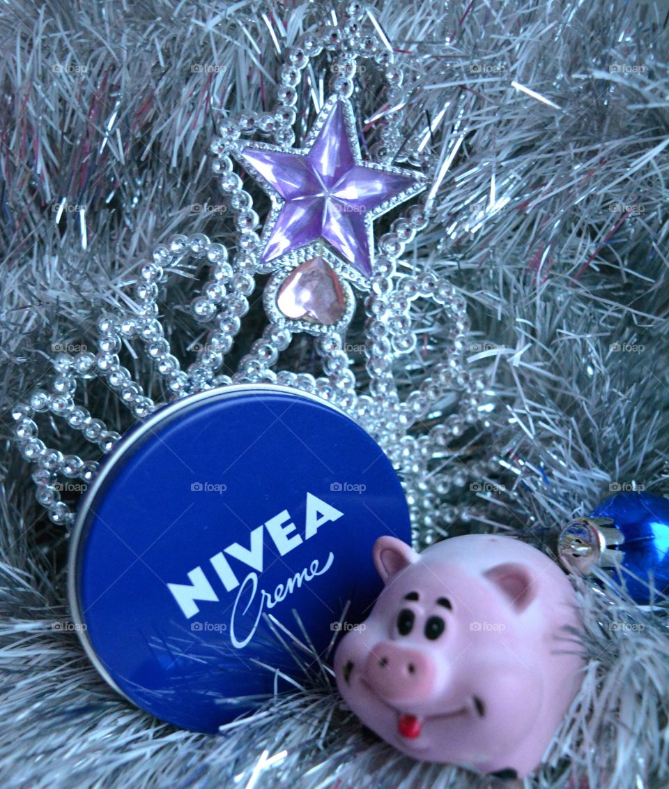 nivea new year and pig