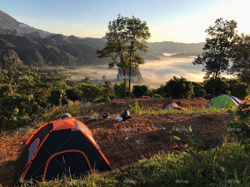 Morning camping 