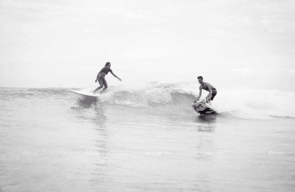surfing b