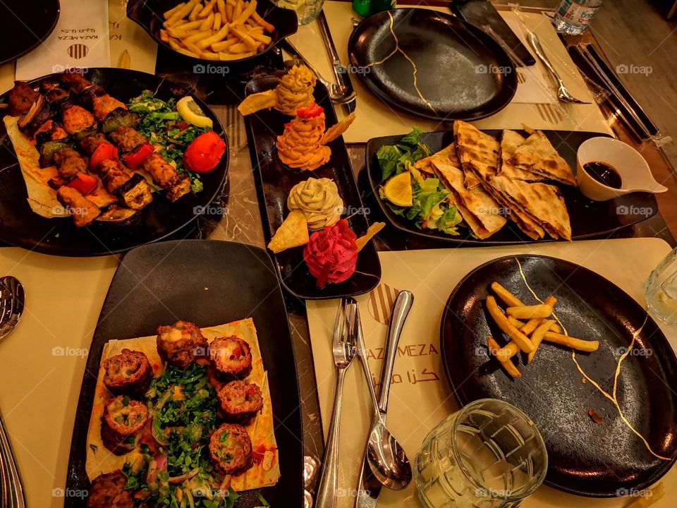 It is important to showcase, space and variety of dishes in high-quality food restaurants