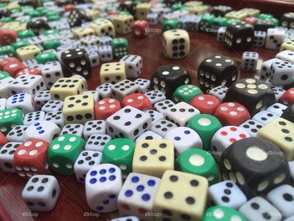 Dices