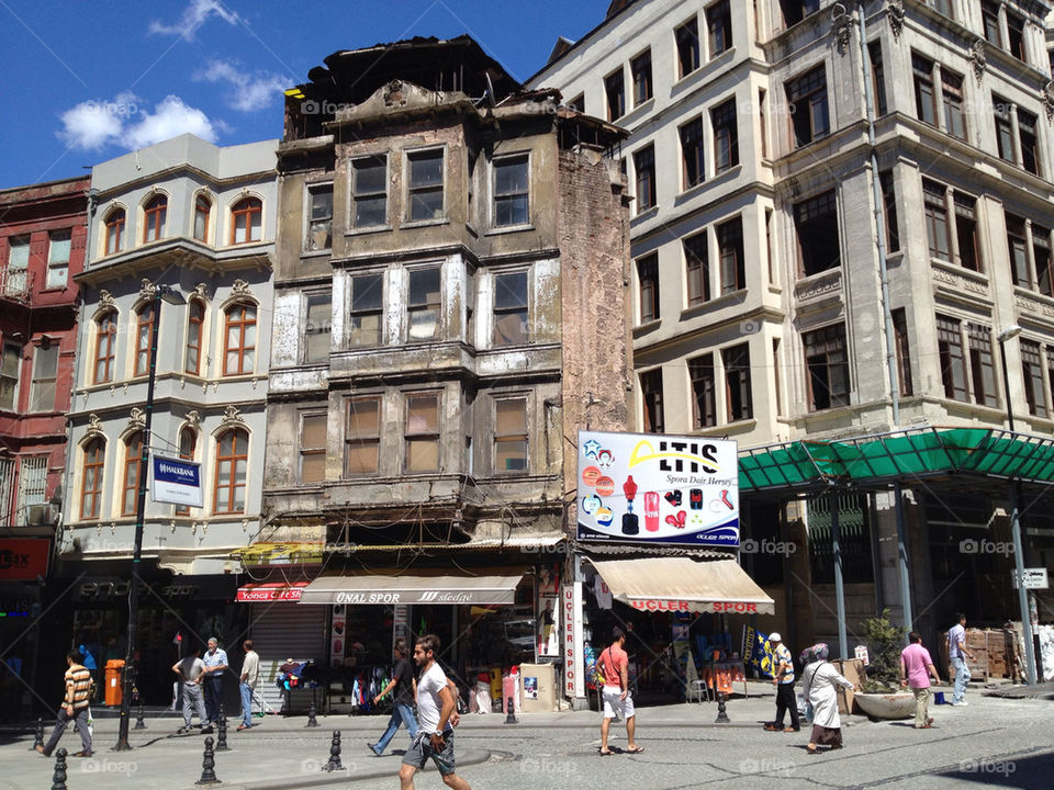 people travel building old by linhof