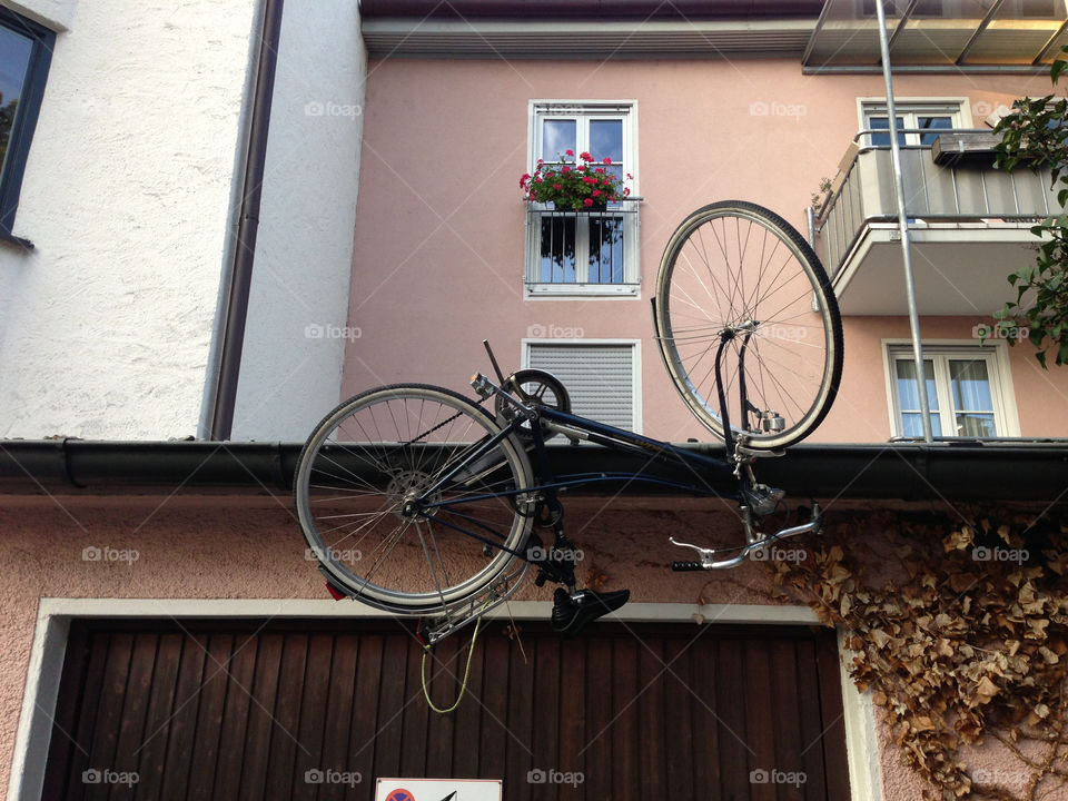 italy bike funny idea by lexlebeur