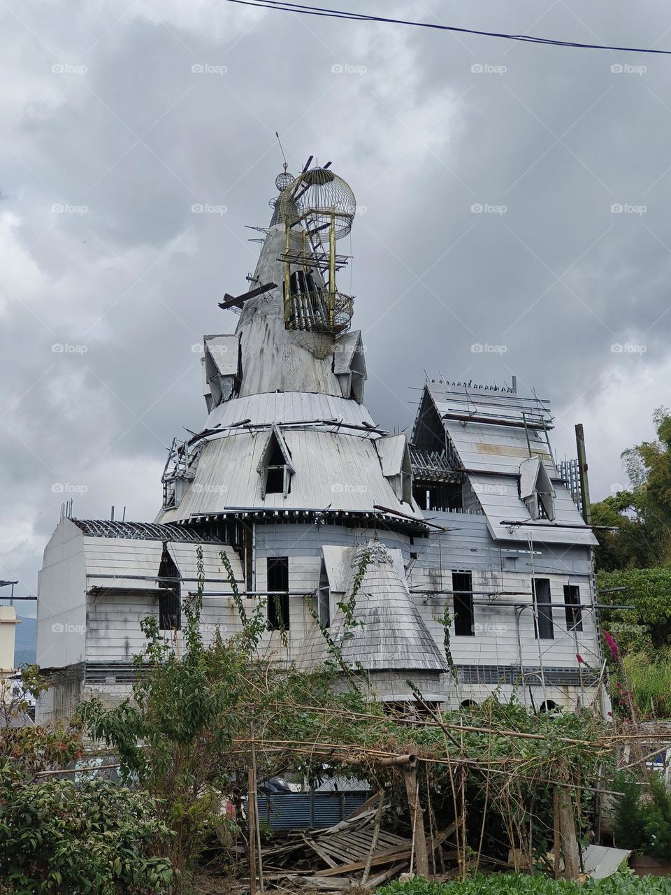 Singular and innovative buildings in architecture