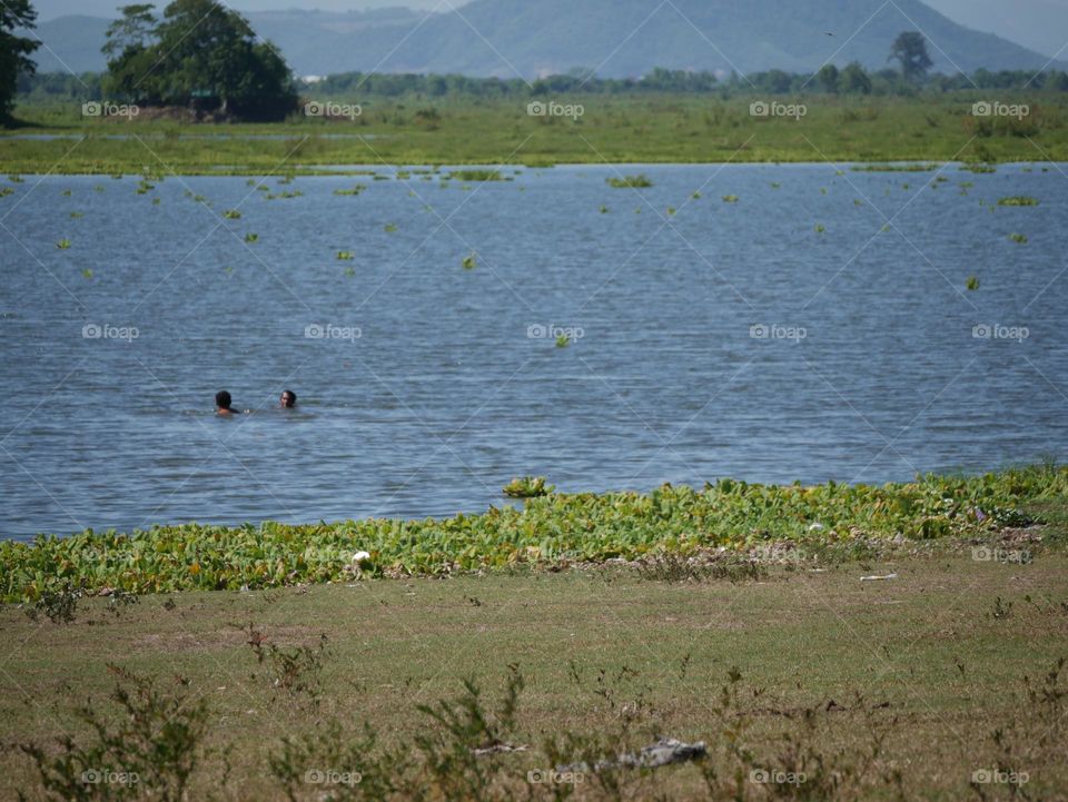 Traking a bath at Jucutuma's Lagoon