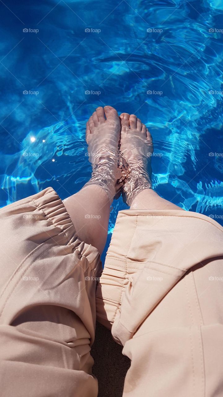 nice weather at the pool