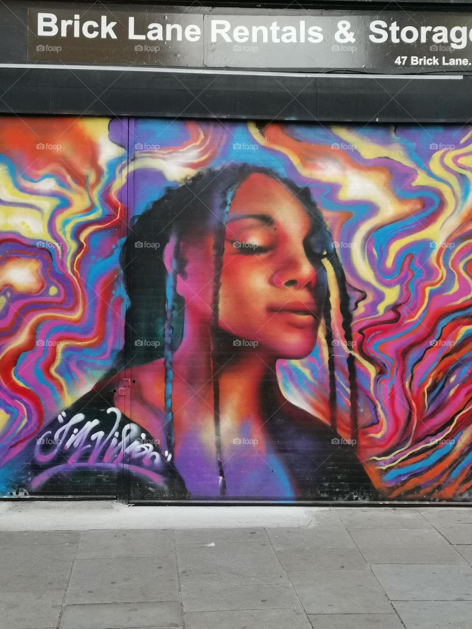 Visual street art in London. Beautiful murals.