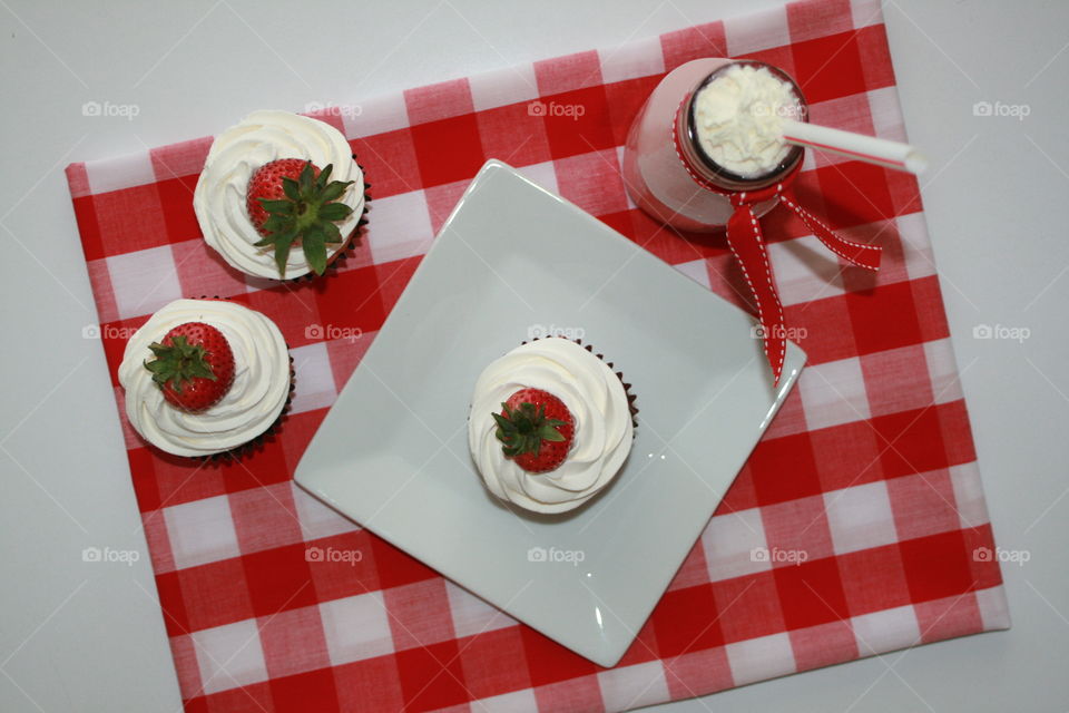 Strawberry Cupcakes 