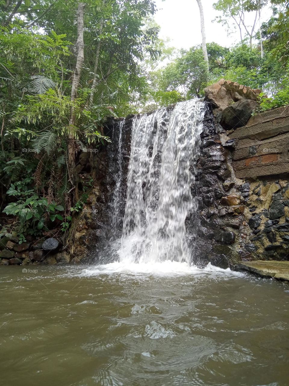 A litle watherfall!!