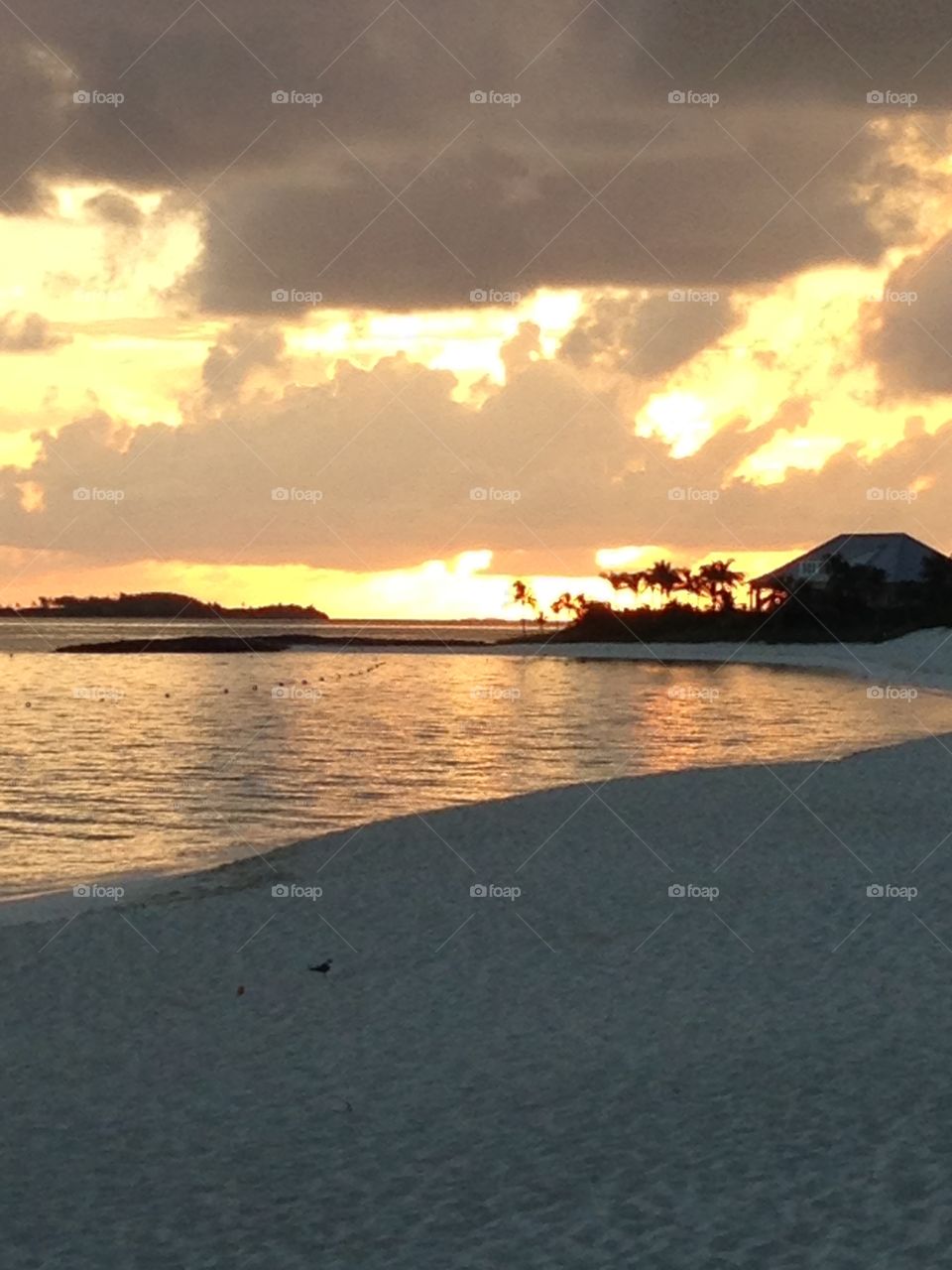 Sunrise . Beach Nassau 