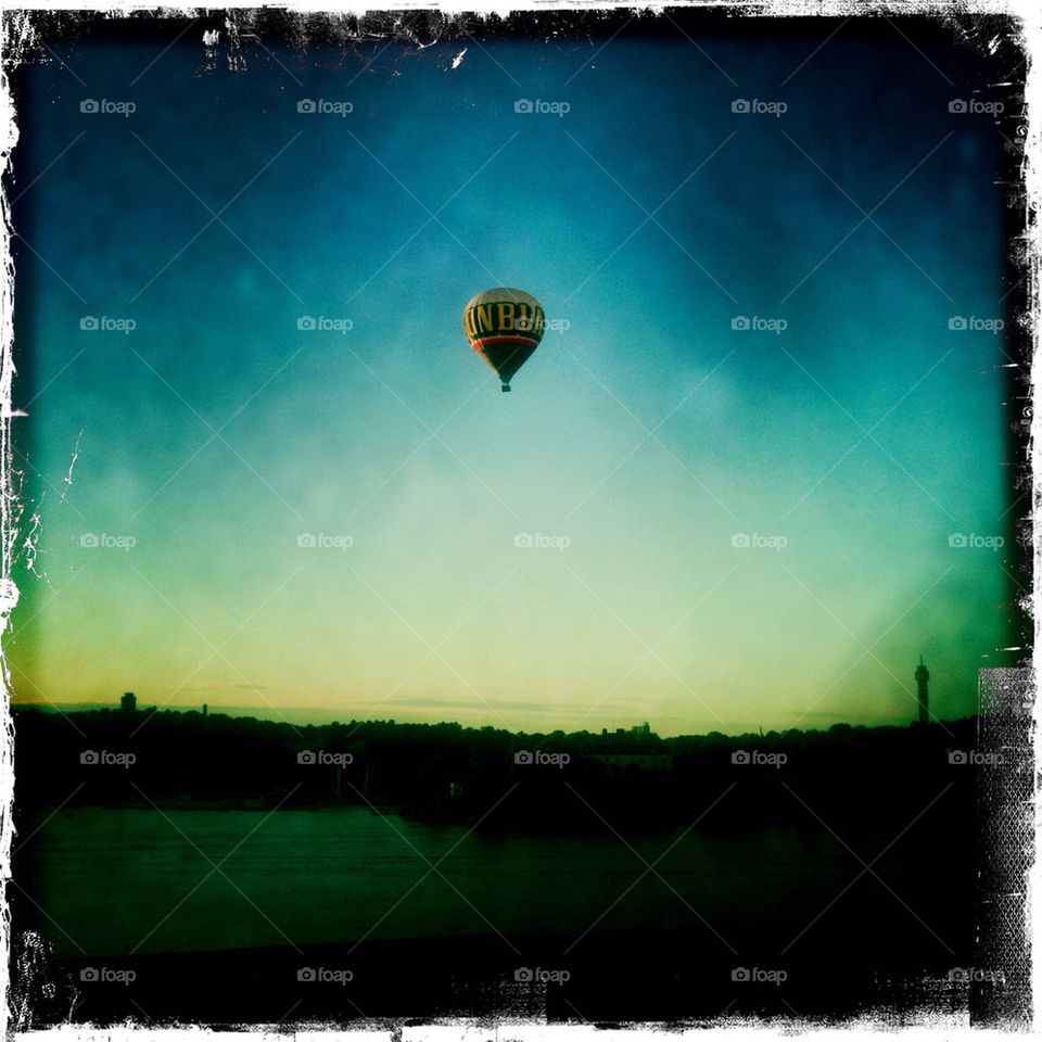 hot air balloon summersky by YlvaF